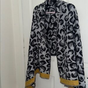 Super Soft Extra Large Gray & Black Leopard Print Wool Feel Wrap w/ Yellow Trims